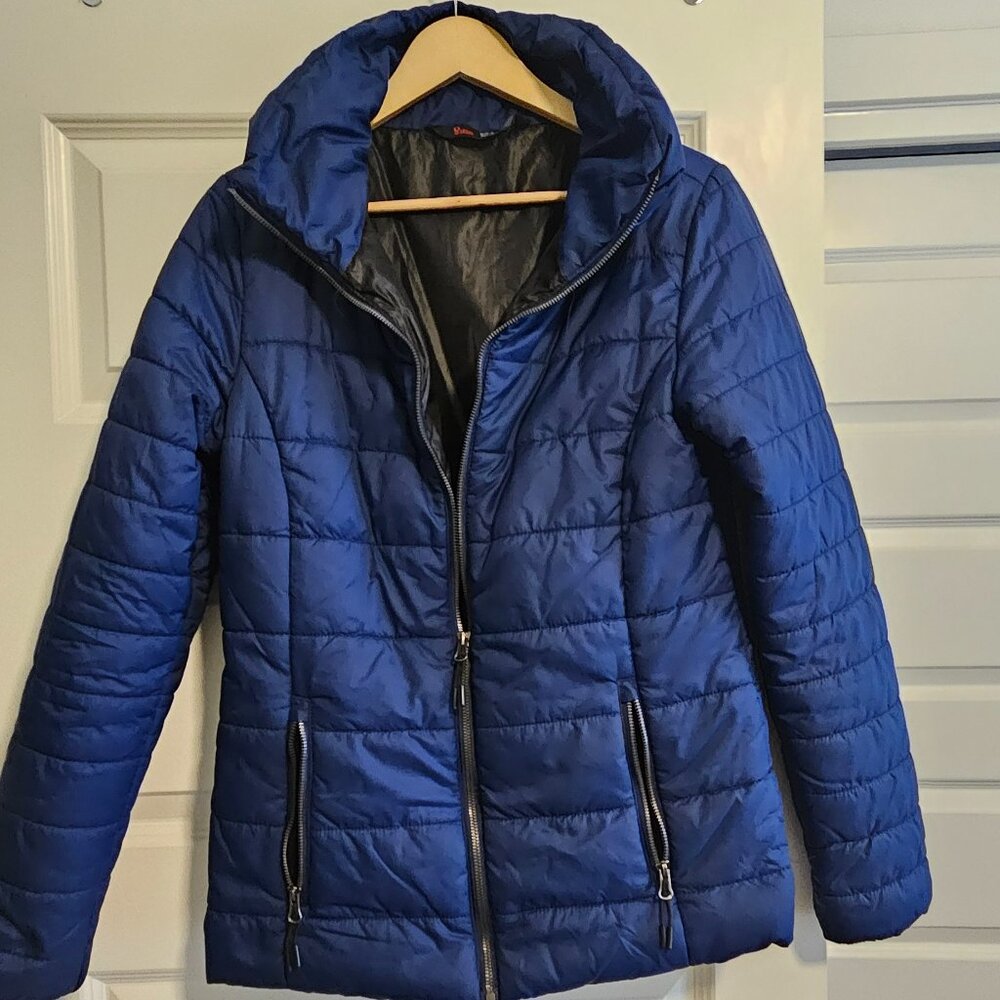 Stoic synthetic insulated puffer